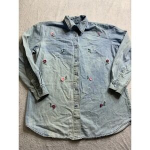 Deja Bleu Denim Shirt Womens S Blue Embroidered Floral cottage‎ Button shirt Vtg